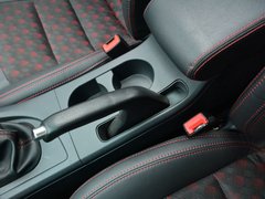 2017款 1.6L 手动豪华型