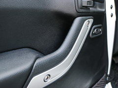 2016款 3.0L Sahara 四门版