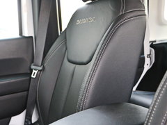 2016款 3.0L Sahara 四门版