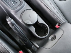 2016款 3.0L Sahara 四门版