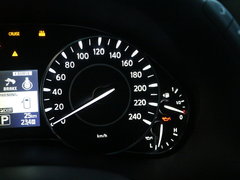 2017款 5.6L 标准型