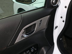 2016款 混动 2.0L 锐尊版