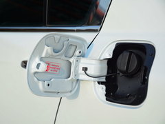 2016款 混动 2.0L 锐尊版
