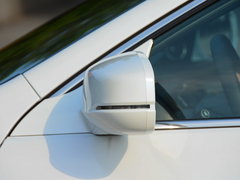 2016款 混动 2.0L 锐尊版