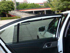 2016款 混动 2.0L 锐尊版
