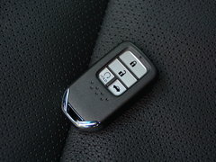 2016款 混动 2.0L 锐尊版