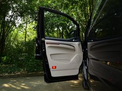 2017款 M5 1.6L 豪华型