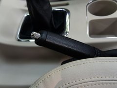 2017款 M5 1.6L 豪华型