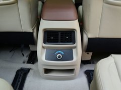 2017款 M5 1.6L 豪华型