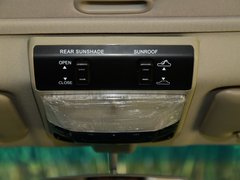 2017款 M5 1.6L 豪华型