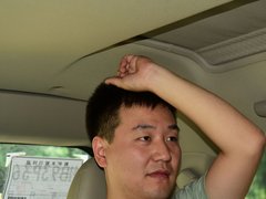 2017款 M5 1.6L 豪华型
