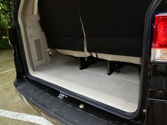 2017款 M5 1.6L 豪华型