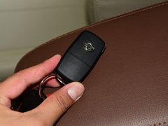 2017款 M5 1.6L 豪华型