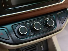 2017款 M5 1.6L 豪华型
