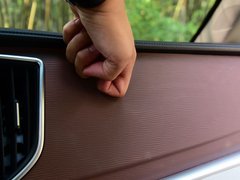 2017款 M5 1.6L 豪华型