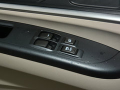 2017款 M5 1.6L 豪华型