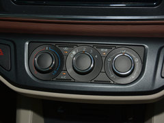 2017款 M5 1.6L 豪华型