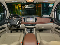 2017款 M5 1.6L 豪华型
