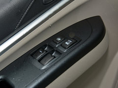 2017款 M5 1.6L 豪华型