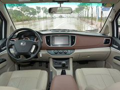 2017款 M5 1.6L 豪华型