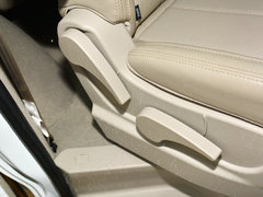 2017款 M5 1.6L 豪华型