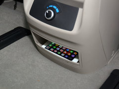 2017款 M5 1.6L 豪华型
