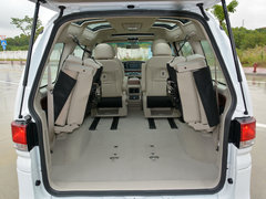 2017款 M5 1.6L 豪华型