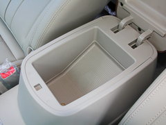 2017款 M5 1.6L 舒适型