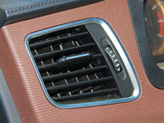 2017款 M5 1.6L 舒适型