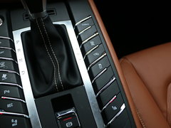 2017款 2.0T 自动极致之梦版