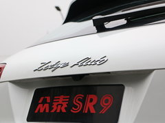 2017款 2.0T 自动极致之梦版