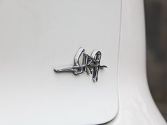 2017款 2.0T 自动极致之梦版