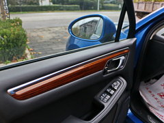 2017款 2.0T 手动极致之梦版