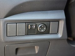 2016款 2.8T 四驱加长货箱豪华款JE493ZLQ4CA