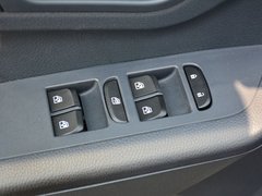 2016款 2.8T 四驱加长货箱豪华款JE493ZLQ4CA