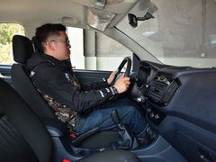 2016款 2.8T 四驱加长货箱豪华款JE493ZLQ4CA
