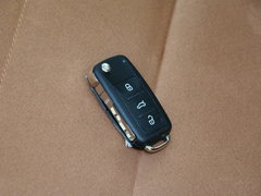 2017款 230TSI 自动豪华型