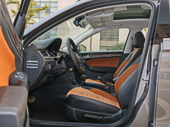 2017款 230TSI 自动豪华型