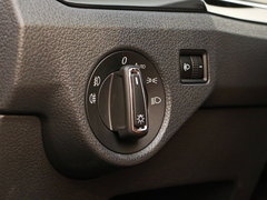 2017款 230TSI 自动豪华型