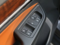 2017款 230TSI 自动豪华型