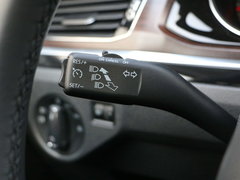 2017款 230TSI 自动豪华型