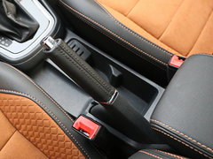 2017款 230TSI 自动豪华型