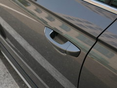 2017款 230TSI 自动豪华型