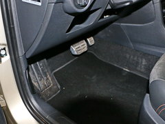 2017款 230TSI 自动豪华型