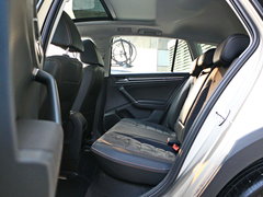 2017款 230TSI 自动豪华型
