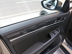 2017款 230TSI 自动豪华型