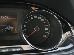 2017款 230TSI 自动豪华型