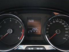2017款 230TSI 自动豪华型