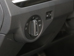 2017款 230TSI 自动豪华型