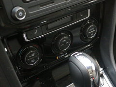 2017款 230TSI 自动豪华型